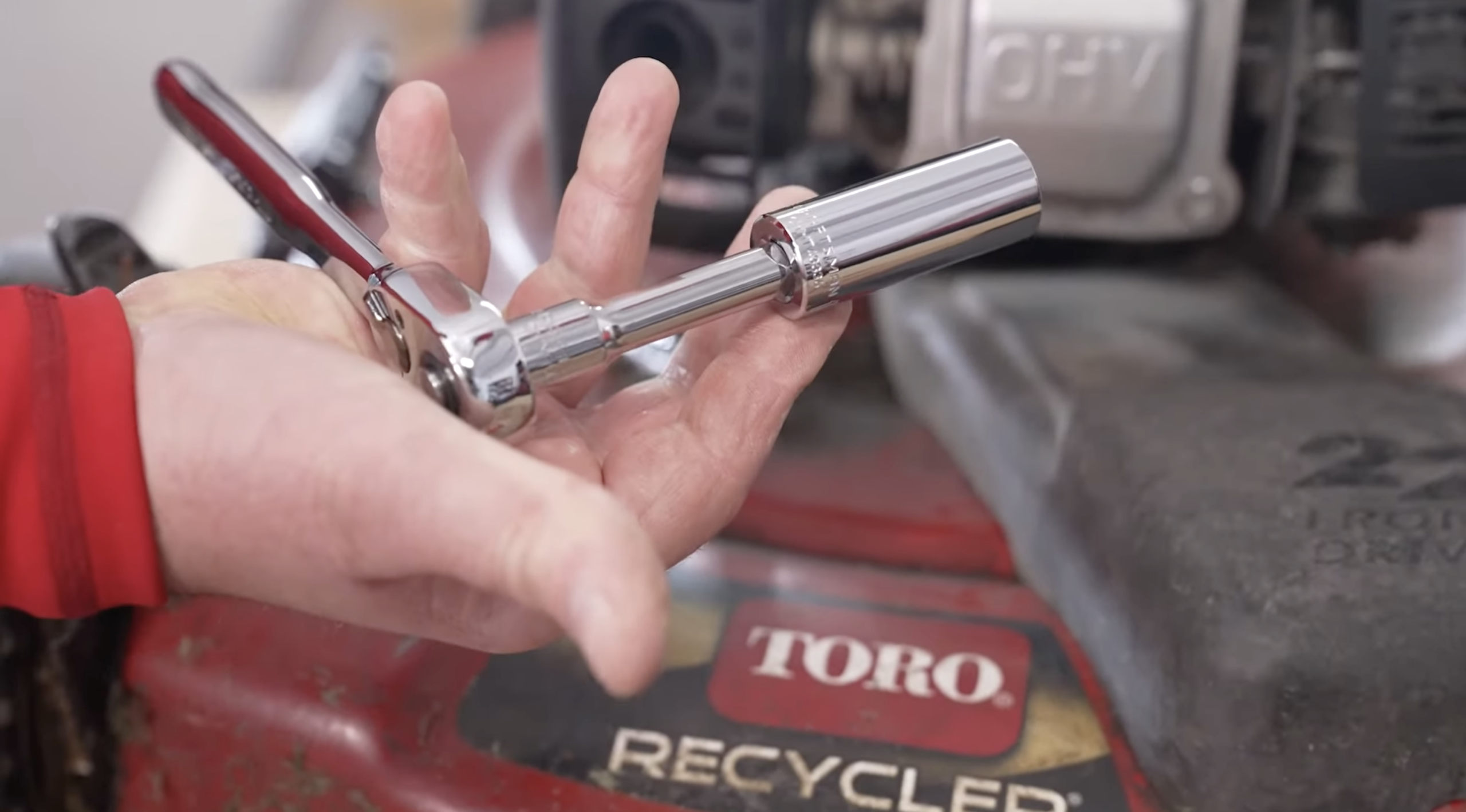 spark plug socket and ratchet