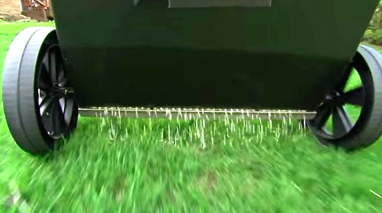 Using a drop spreader